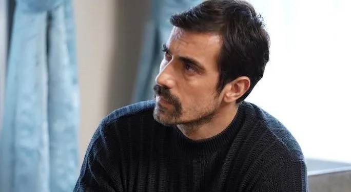 Chi è İbrahim Çelikkol? Altezza – Età – Serie – Famiglia