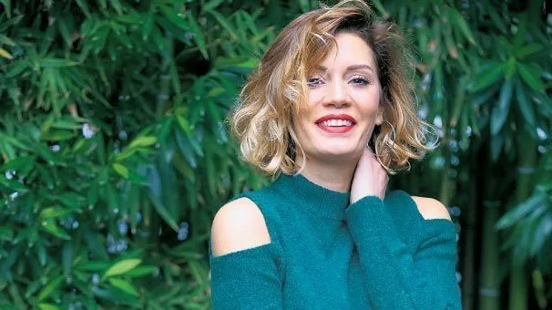 Chi è Ayça Varlıer? Altezza – Età – Serie – Famiglia