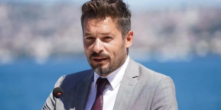Chi è Anıl İlter? Altezza – Età – Serie – Famiglia