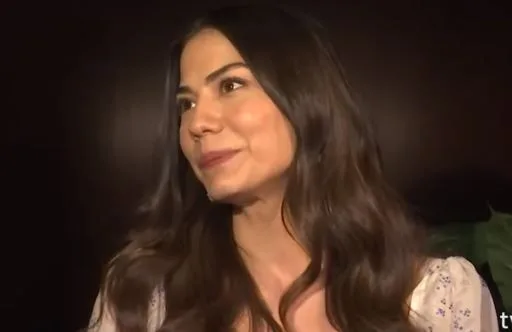 Demet Özdemir ha rivelato il piccolo trucco in My Home My Destiny condividendo!