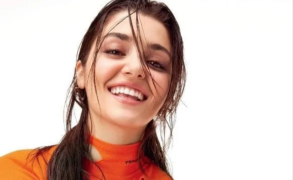 Gli ultimi post di Hande Erçel hanno fatto dire “Che bellezza!
