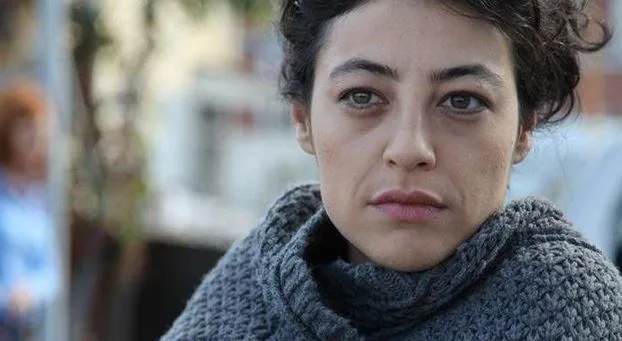 Chi è Nergis Öztürk? Altezza – Età – Serie – Famiglia