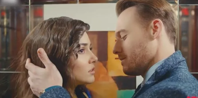 Hande Erçel e Kerem Bürsin! Tutti ne parlano, guarda cosa stanno facendo?