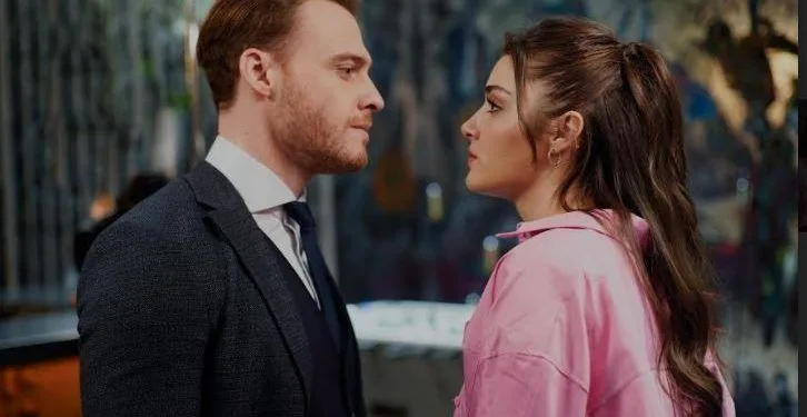 Hande Erçel e Kerem Bürsin sono stati colpiti duramente!