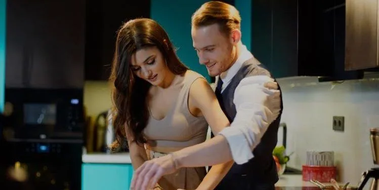 La condivisione reciproca di Hande Erçel e Kerem Bürsin ha fatto impazzire i loro fan!