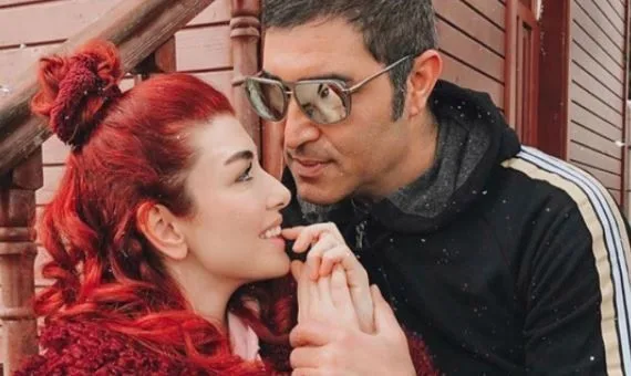 Le foto delle vacanze di Aslıhan Güner con suo marito decorano i social media!