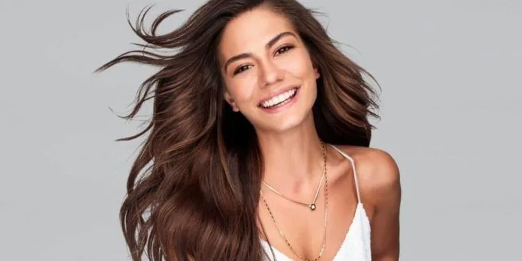Demet Özdemir è molto infelice in questo momento!