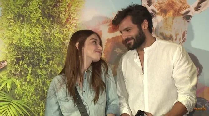 Özge Gürel ha attirato l’attenzione su Serkan Çayoğlu con il suo messaggio d’amore per il suo compleanno