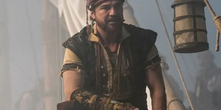 Engin Altan Düzyatan è tornato dopo 2 anni di separazione!