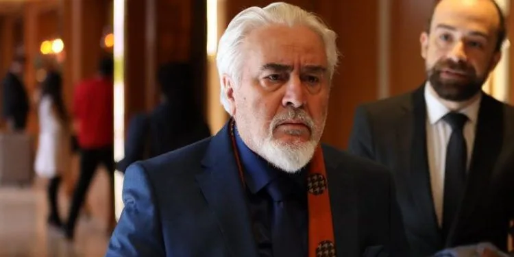 Dopo il Kırmızı Oda, uno dei progetti di Uğur Yücel è stato cancellato, ma un altro è diventato chiaro!