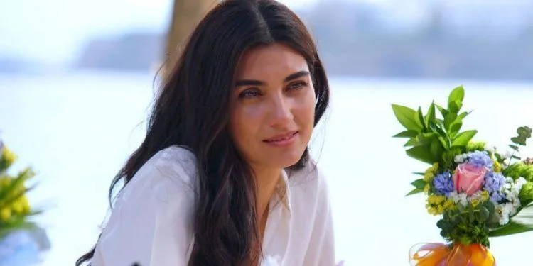 C’è stato un grosso problema nella nuova serie di Tuba Büyüküstün, le riprese sono state annullate!