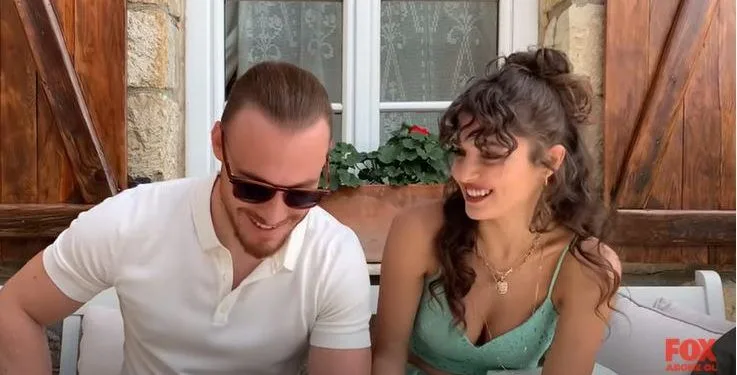 Quando si parla del vertice, vengono in mente! Kerem Bürsin e Hande Ercel non hanno perso di nuovo la vetta!