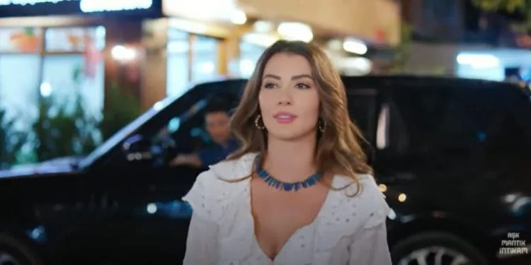 Aşk Mantık İntikam è fantastico, Burcu Özberk ci è riuscito di nuovo!