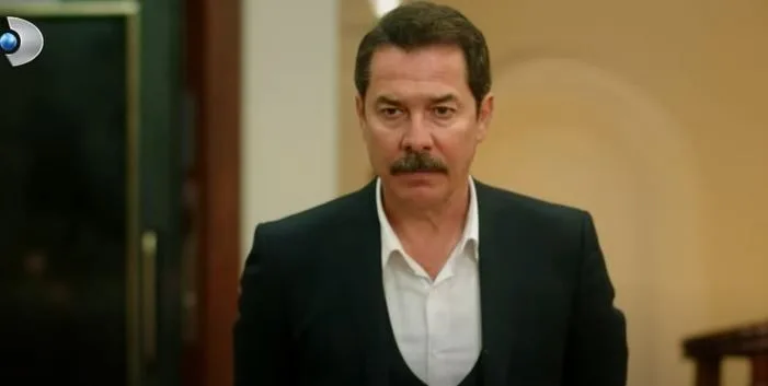 Fikret Kuşkan, che ha ricevuto molte offerte dopo Zalim İstanbul, ha accettato la serie TV Fox!
