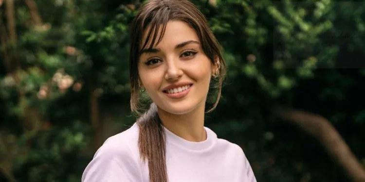 Ti stai chiedendo quale sia il ruolo da sogno di Hande Erçel?