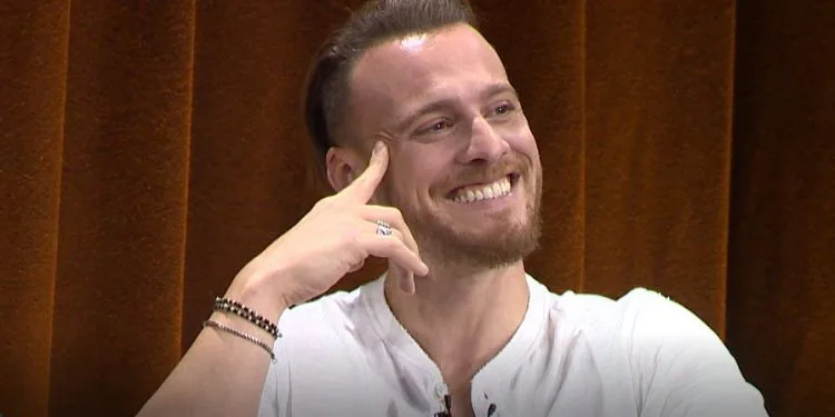 Il suo fan ha chiesto, Kerem Bürsin ha risposto immediatamente!