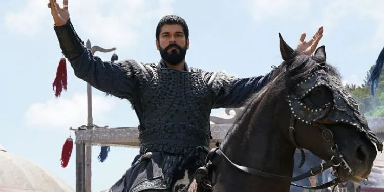 Burak Özçivit, la star di Kuruluş Osman, è ora diventato un eroe nel mondo di gioco!