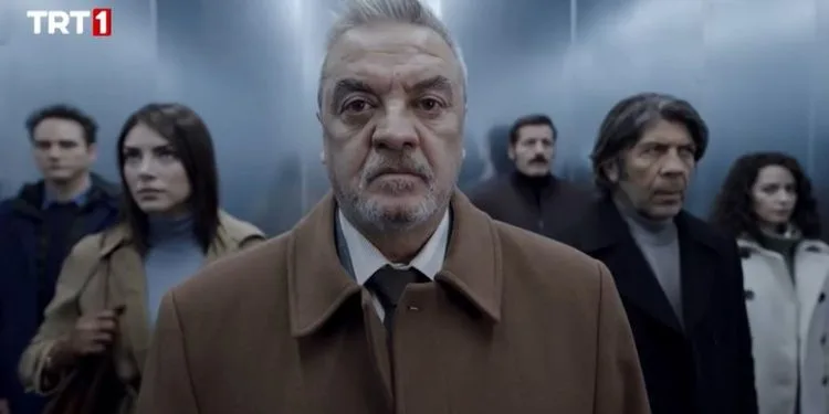 Il Mete del Teşkilat, Mesut Akusta, ha voluto leggere un copione non appena ha aperto gli occhi dopo un’emorragia cerebrale!