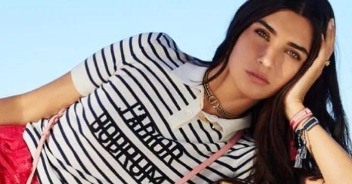 Tuba Büyüküstün condivide le foto dal set della serie TV ‘Another Self’!
