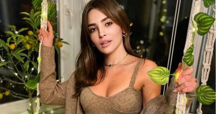 Zehra Yılmaz, la ‘Betül’ di ‘Kalp Yarası’, ha bruciato i social con le sue pose!
