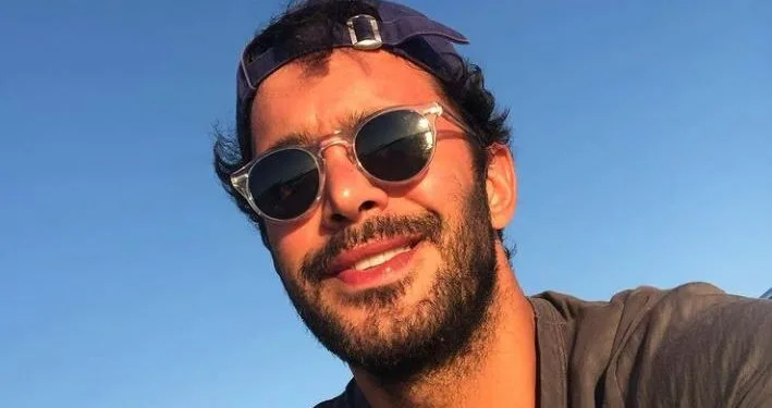 Piacevole sorpresa per Barış Arduç, il protagonista della serie Alparslan, nel giorno del suo compleanno!