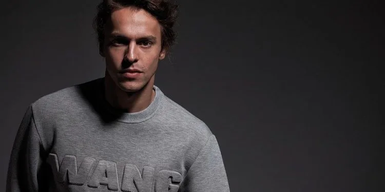 Metin Akdülger, l’Ozan della serie Atiye, sta contando i giorni per tornare sullo schermo!