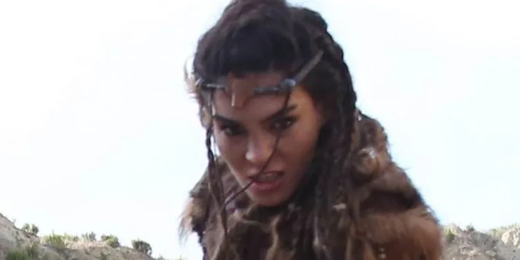 Ebru Şahin è diventata una lupa con le sue immagini nella serie Destan!
