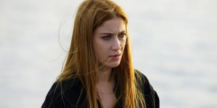 Fox TV farà arrabbiare di nuovo il pubblico! Brutte notizie da Misafir di Hazal Kaya!