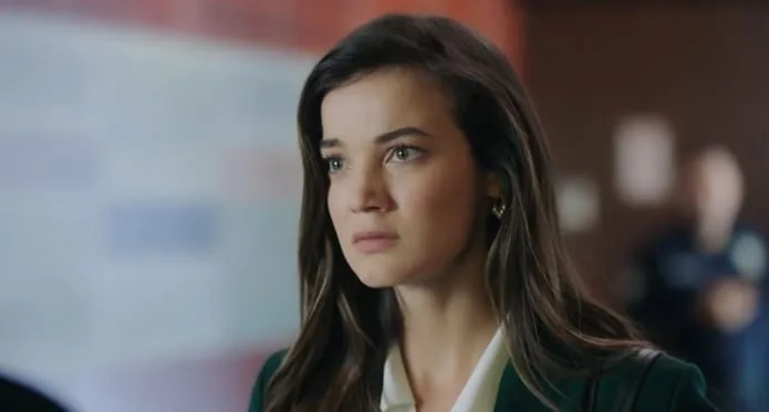 Pınar Deniz ha dimostrato quanto sia migliorata con la serie Yargı!