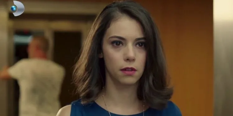 Chi è Ceren Koç? Da dove viene – Altezza – Età – Serie TV – Famiglia
