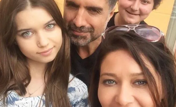Afra Saraçoğlu e Nurgül Yeşilçay, che hanno recitato insieme nel film İkinci Şans anni fa, sono di nuovo insieme!