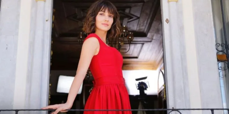 C’è una Sevda Erginci diversa nella serie Elkızı con 11 anni di esperienza!