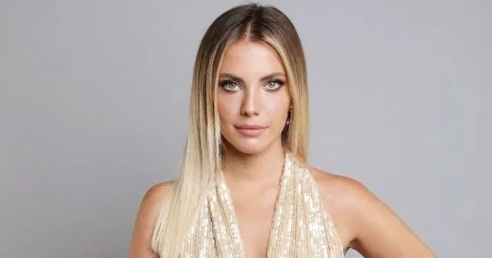 Eda Ece si diverte molto nel personaggio di Yıldız nella serie TV Yasak Elma