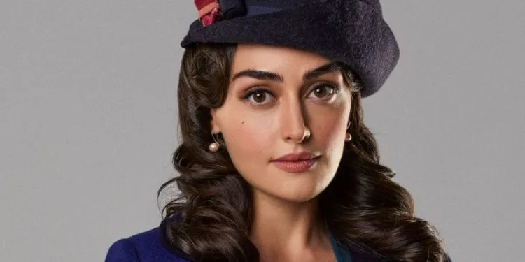 Addio emozionante da Esra Bilgiç alla sua amica Murat Daltaban nella serie!