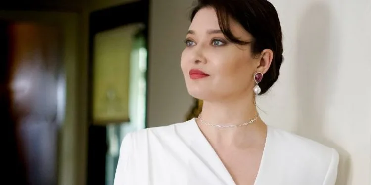 Nurgül Yeşilçay ha fatto una scelta sorprendente riguardo alle serie TV!