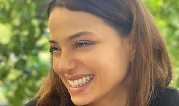 Chi ha visto la versione finale di Leyla Tanlar, il Cansu di Paramparça, non poteva riconoscerla!