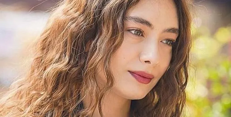 Mentre Kadir Doğulu incanta con il suo messaggio, altre congratulazioni a Neslihan Atagül di Murat Dalkılıç