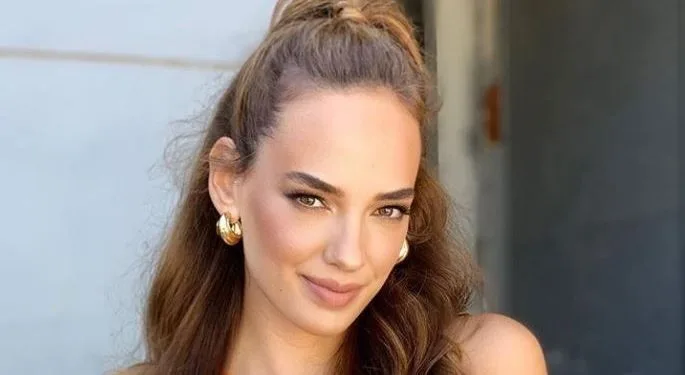 La figlia più giovane dell’attrice Seda Bakan ha rubato un ruolo a sua madre!..
