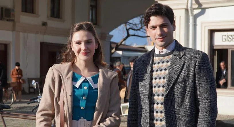 Dopo Alp Navruz, Kubilay Aka e Burak Deniz, Alina Boz ha ritrovato un partner molto efficace!