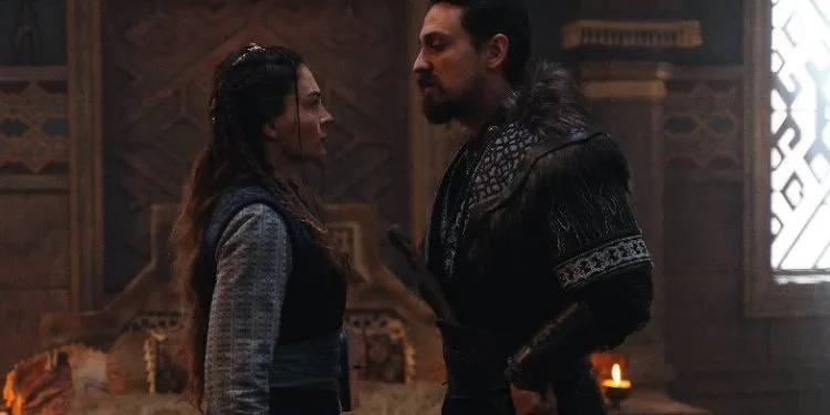 Il ruolo di Ebru Şahin nel ruolo di Akkız, la serie Destan, ha battuto un nuovo record