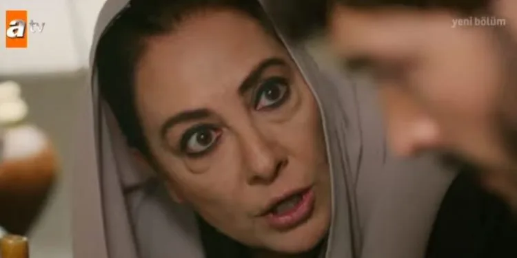 Azize Ayda Aksel di Hercai torna sugli schermi con Baba!
