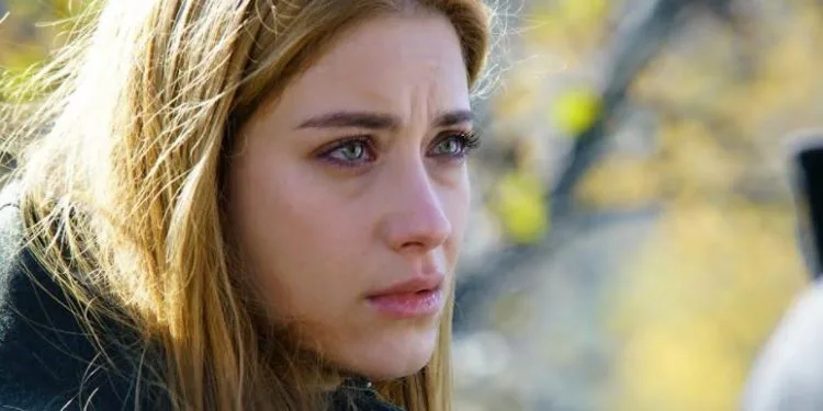 Qual è il tratto più antipatico di Hazal Kaya?
