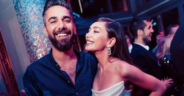 Kadir Doğulu e Neslihan Atagül hanno un messaggio per il nuovo anno!