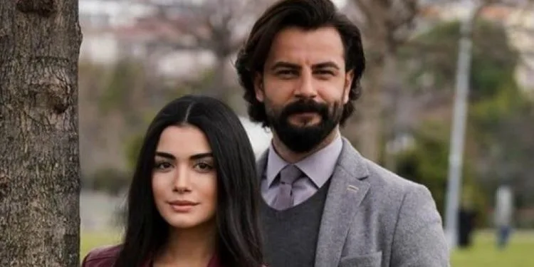 Özge Yağız si è specializzato in piatti di carne grazie a Gökberk Demirci!