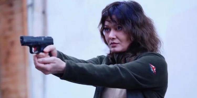Anche Nurgül Yeşilçay, che si prepara ad arrivare sullo schermo con la serie TV Son Nefesime Kadar, è bloccato nella neve!..