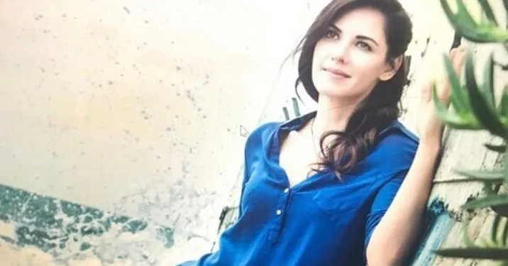 La foto condivisa da Ahu Türkpençe dal set della serie Mevlana ha aumentato la curiosità sulla serie!..