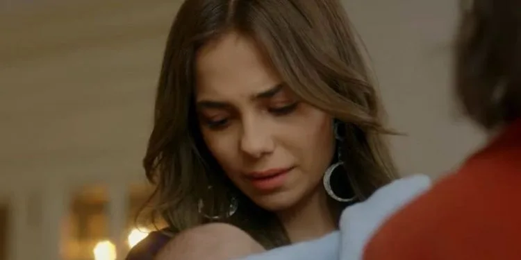 Bahar Şahin è nel ruolo principale! La nuova serie Masum ve Güzel, che riunisce giovani star, suona come una bomba!