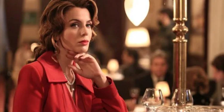 Il ritorno di Başak Parlak nella serie TV dopo anni è stato come un fuoco!