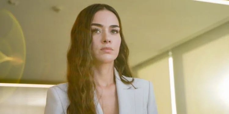 Dicendo sì a un progetto cinematografico, Bensu Soral ha fatto affermazioni sorprendenti su se stessa!..