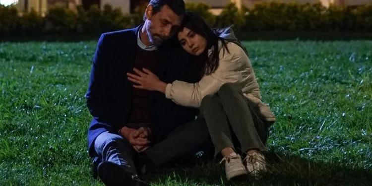 Erdal Beşikçioğlu proteggerà suo figlio nella sua nuova serie, come nel Kağıt Ev!